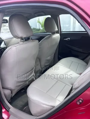 Toyota Corolla 2010 Pink