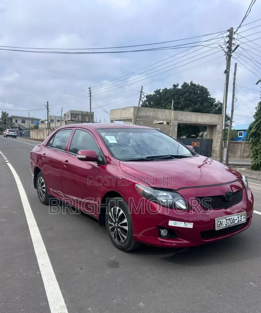 Toyota Corolla 2010 Pink