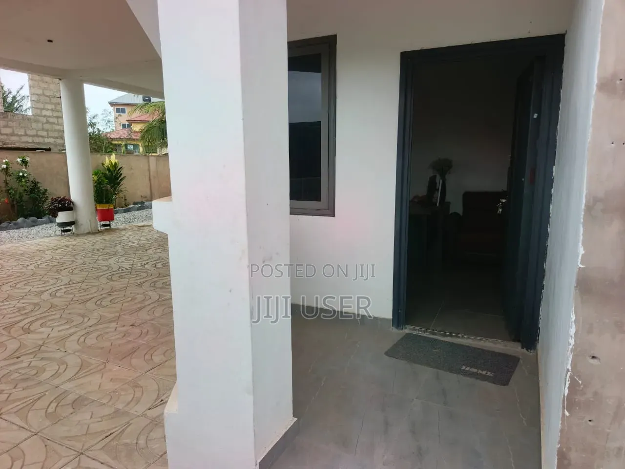 6bdrm House in Tse Addo Last Stop, Burma Camp for sale