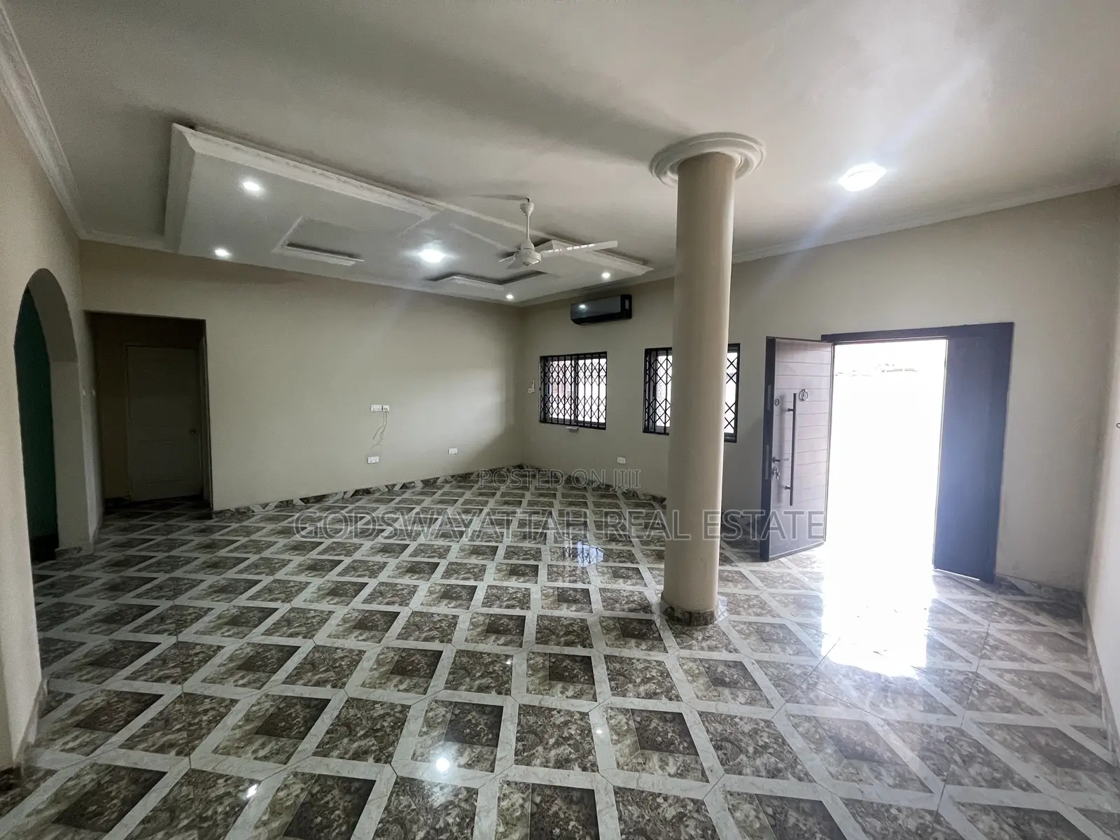 5bdrm House in East Legon, Adjiriganor for rent