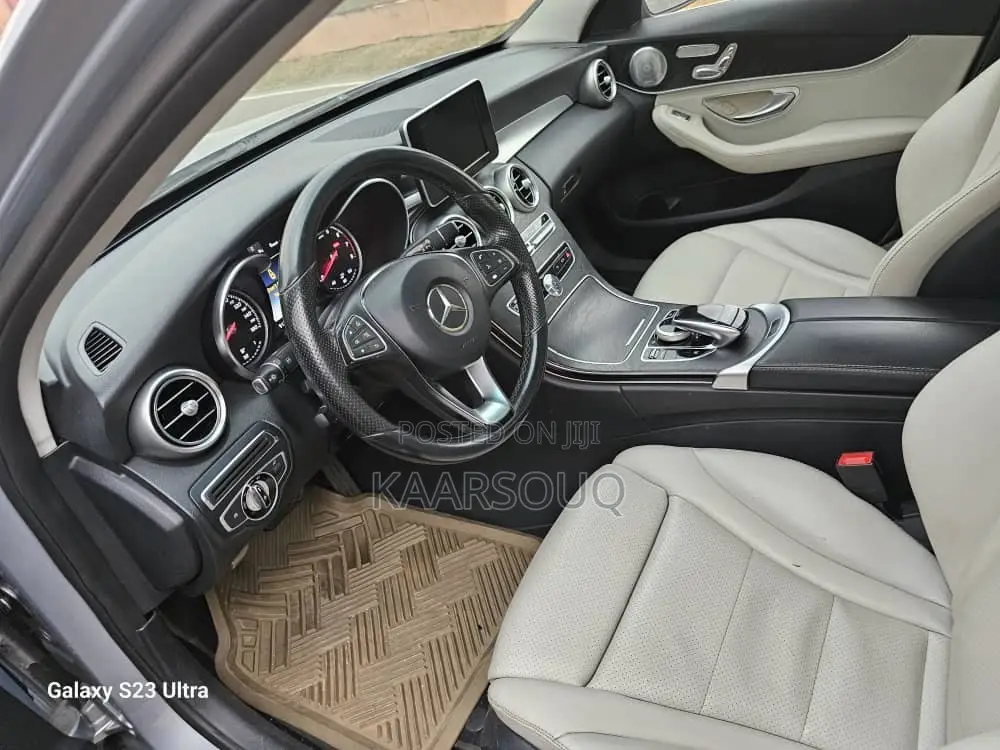 Mercedes-Benz C300 2016