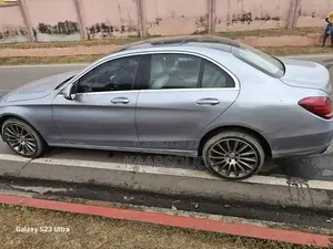 Mercedes-Benz C300 2016