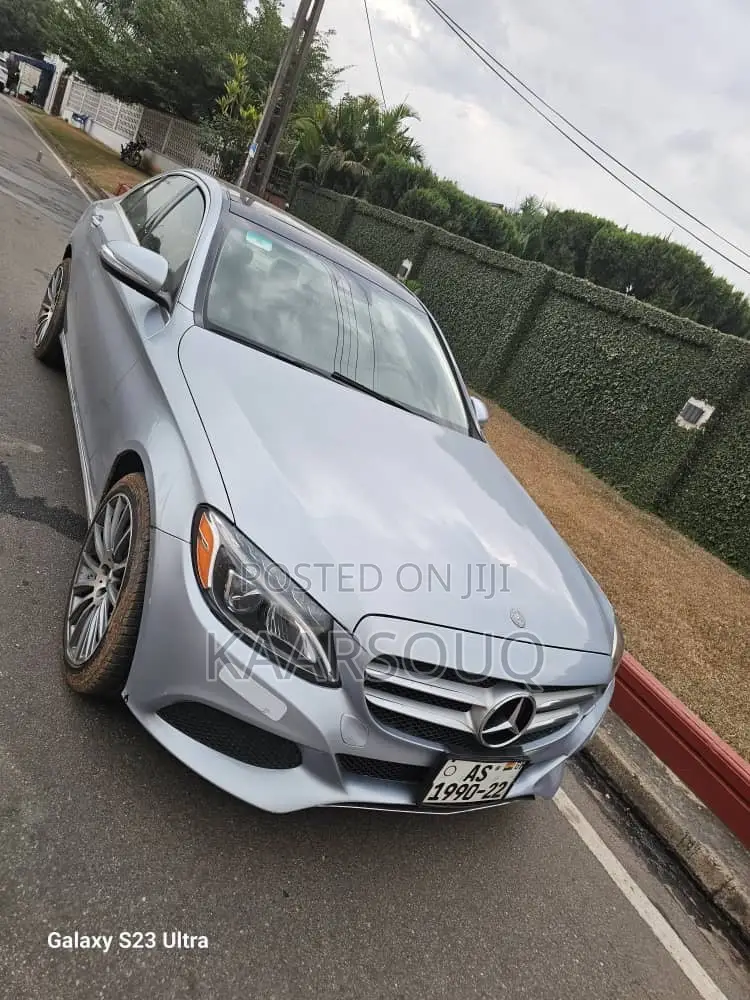 Mercedes-Benz C300 2016