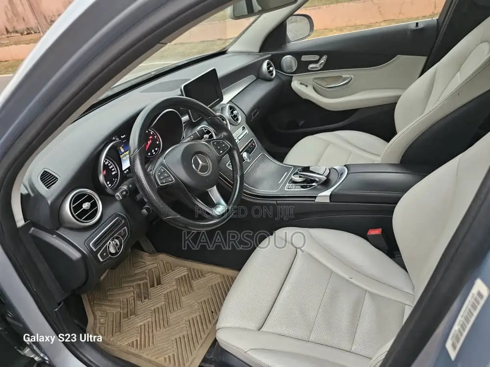 Mercedes-Benz C300 2016
