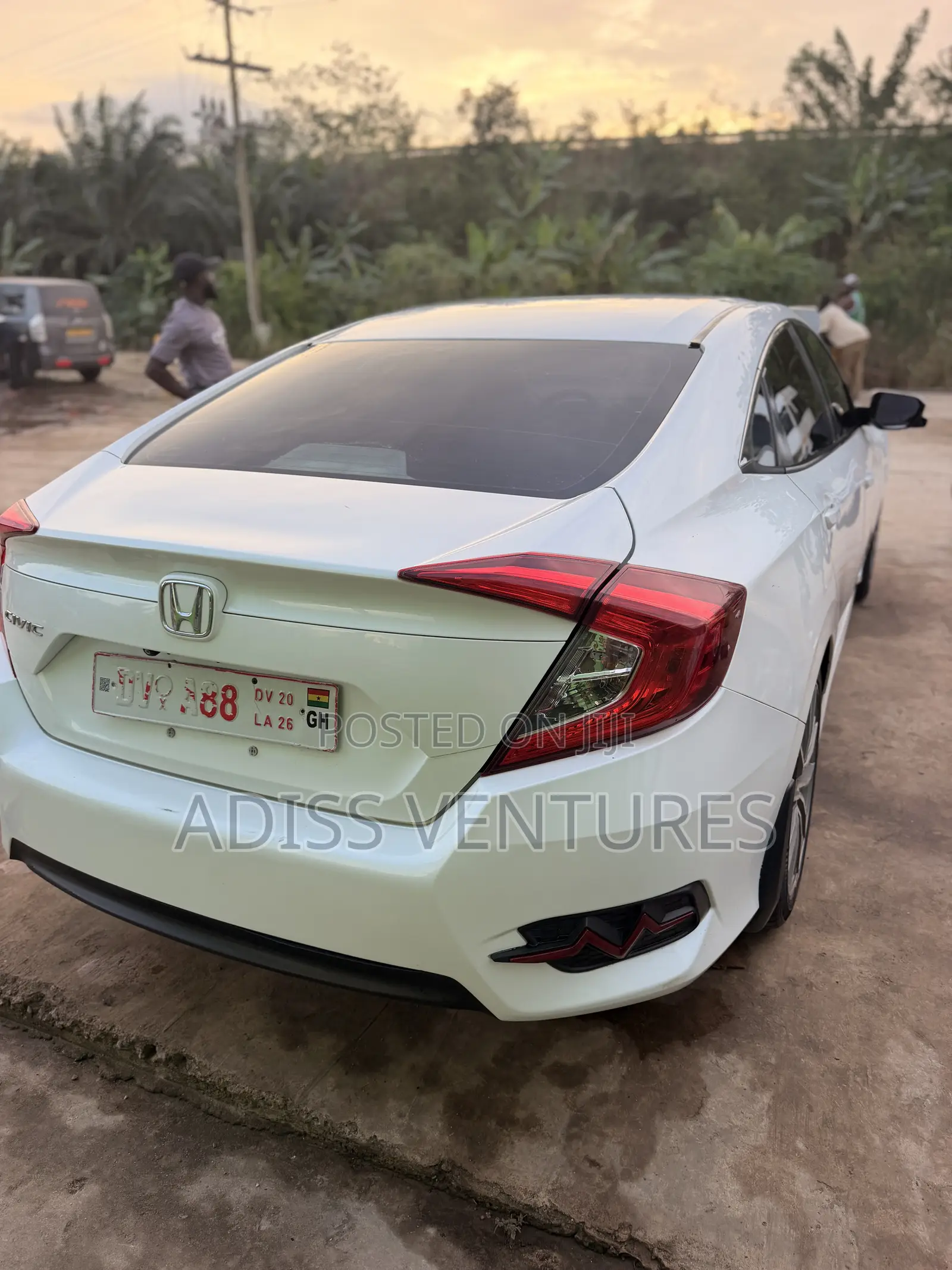 Honda Civic EX Sedan 2018 White