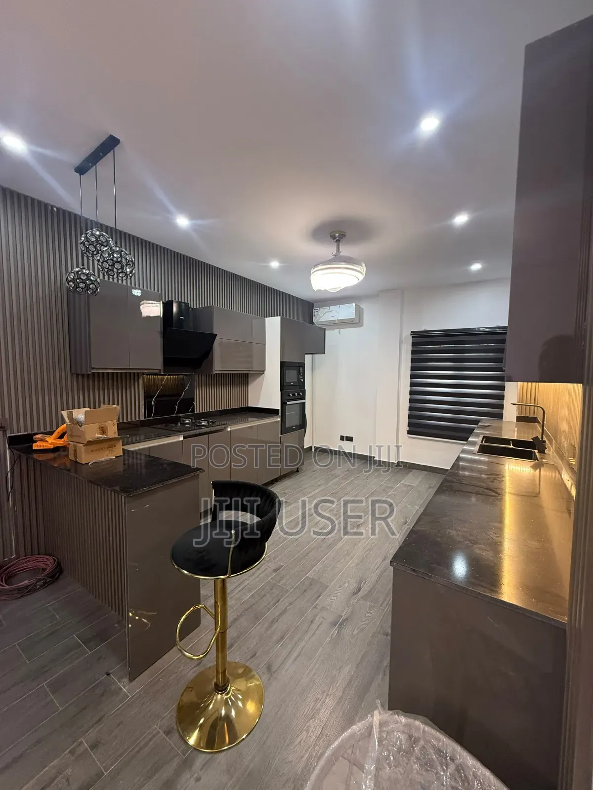 Furnished 2bdrm House in Palace Mall, Lashibi for rent