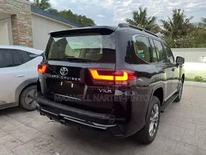 New Toyota Land Cruiser 2025 Black