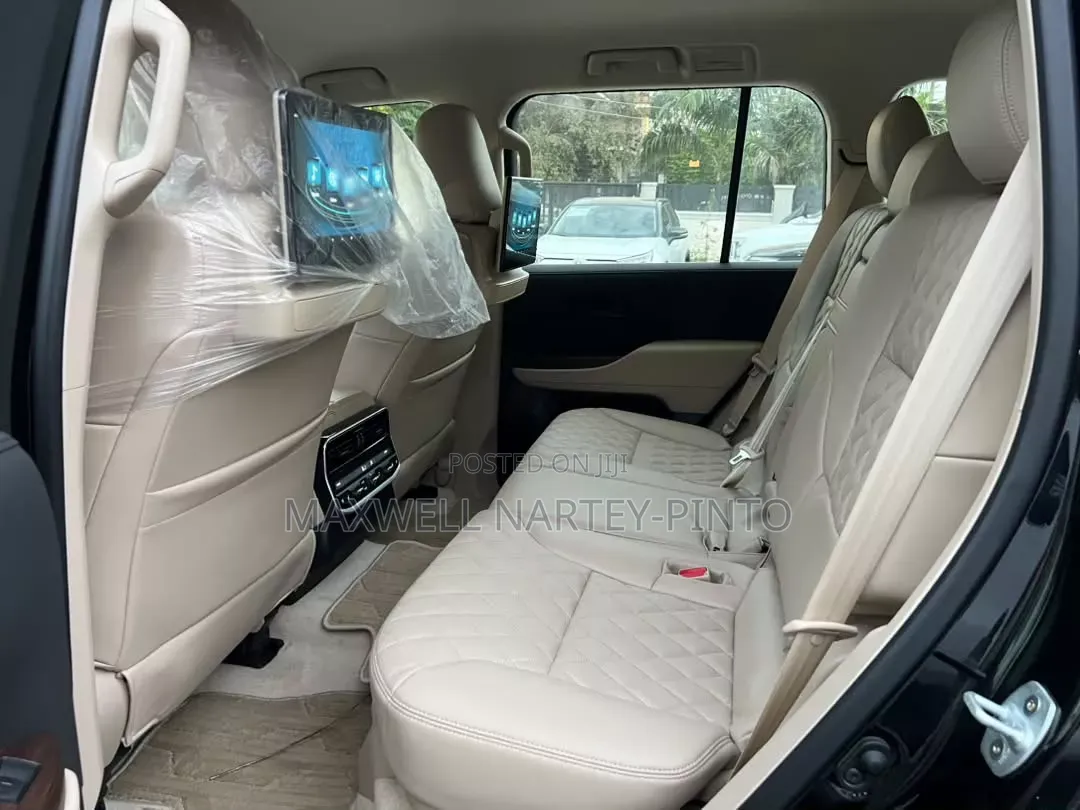 New Toyota Land Cruiser 2025 Black