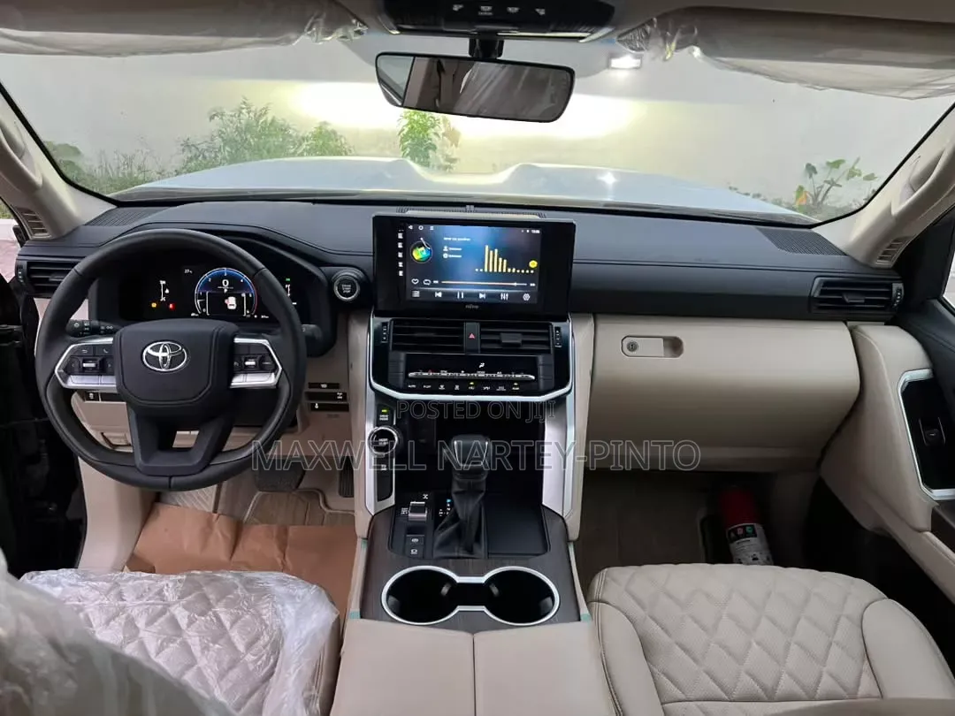 New Toyota Land Cruiser 2025 Black