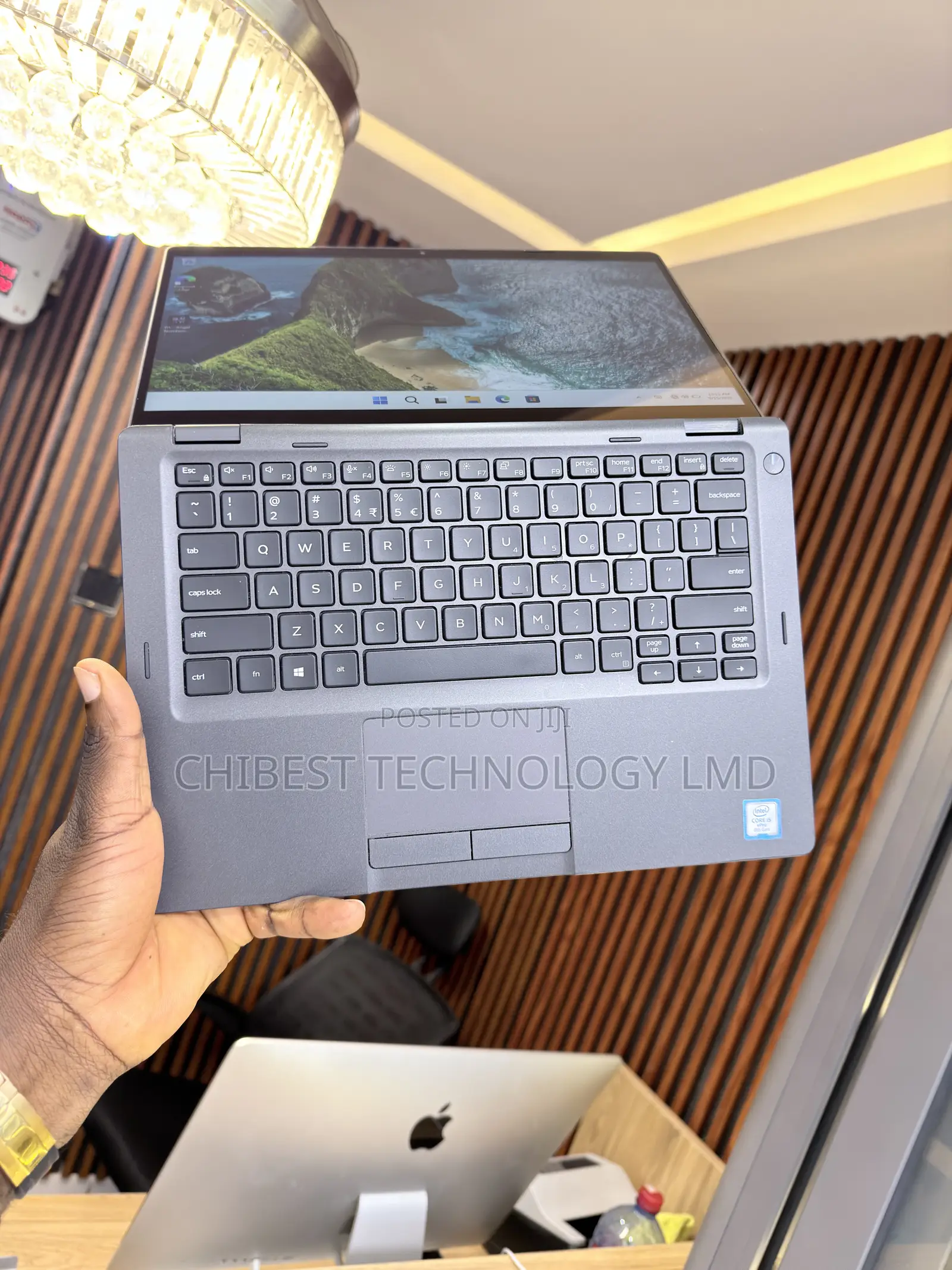 Laptop Dell Latitude 5300 2-in-1 8GB Intel Core i5 SSD 256GB