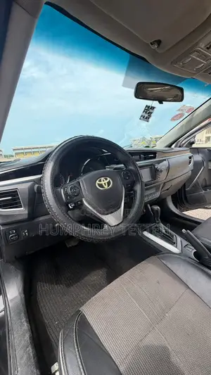 Toyota Corolla 2016 Black