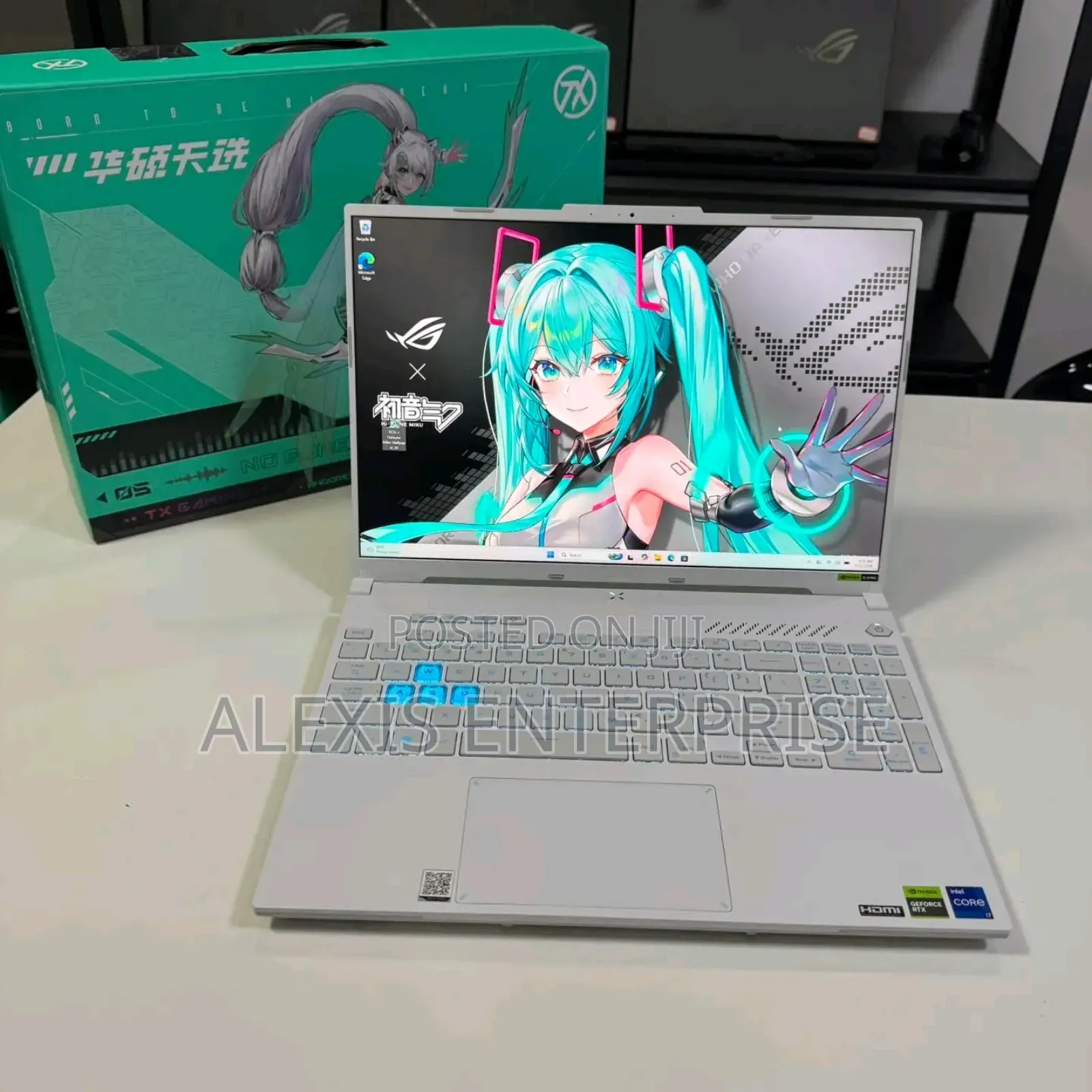 New Laptop Asus TUF Dash F15 16GB Intel Core i7 SSD 1T