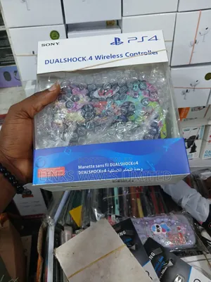 PS4 Game Controller