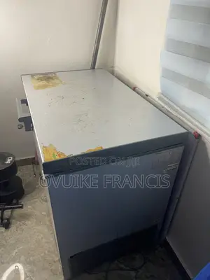 Home Used Nasco Deep Frizer,Net Capacity 260l, Net Weight 37kg,