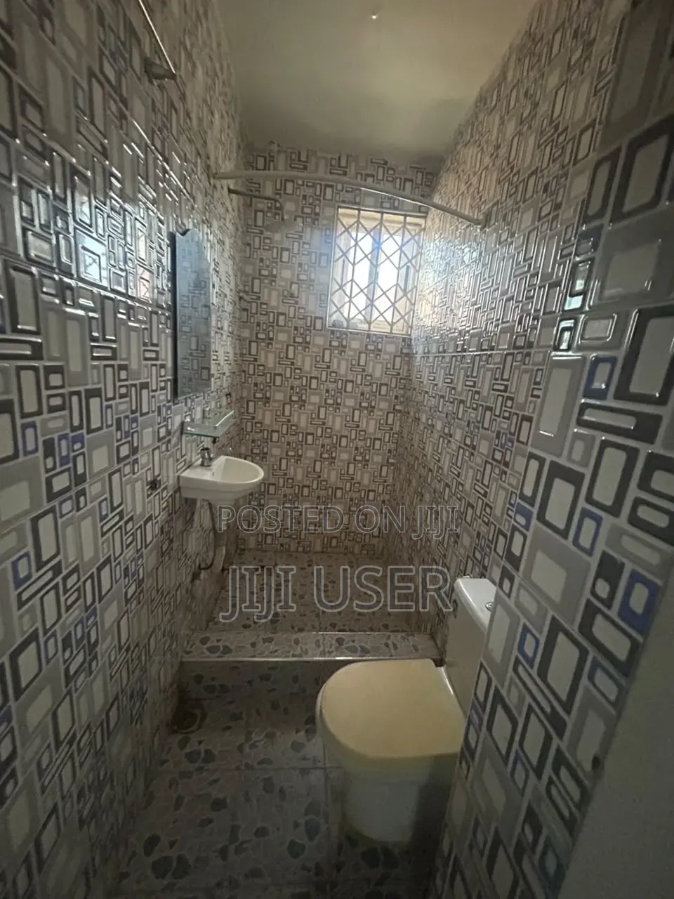 1bdrm House in Tse Addo, Accra Metropolitan for rent