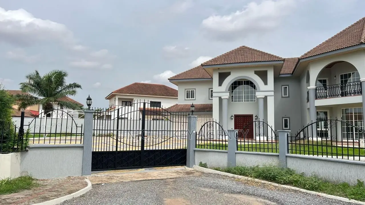 5bdrm House in Unique Key Agency, East Legon for rent