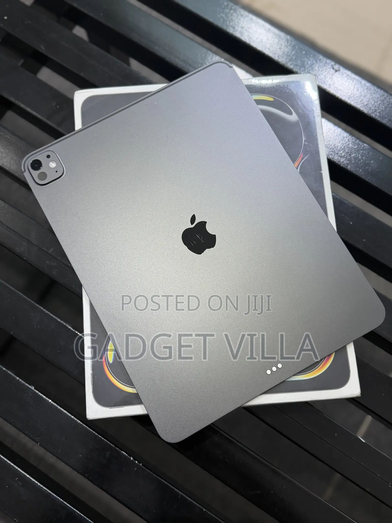 Apple iPad Pro 13 (2025) 256 GB Gray