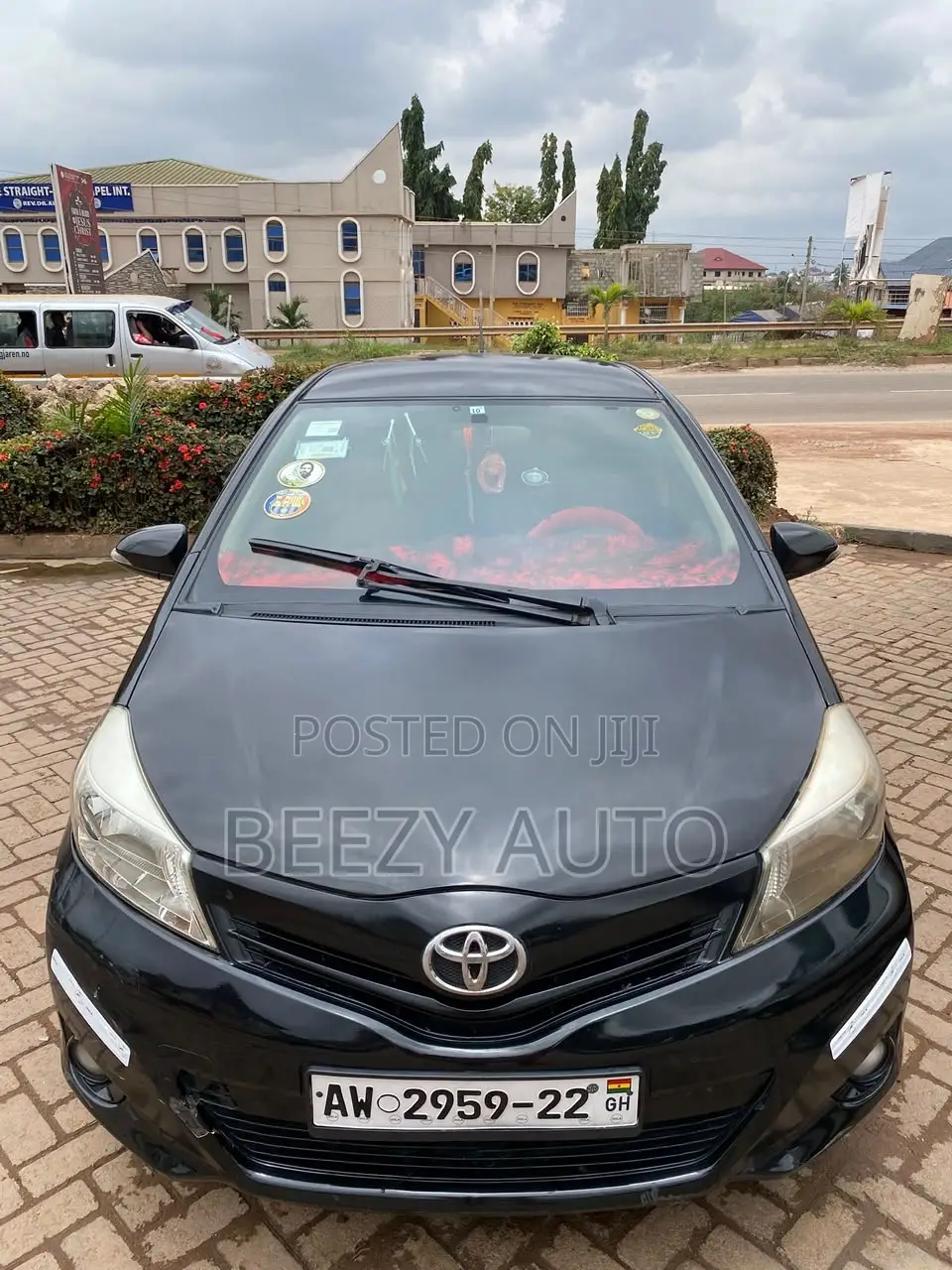 Toyota Vitz 1.3 AWD 3dr 2013 Black
