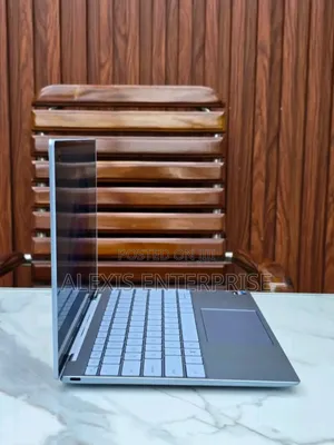 New Laptop Dell XPS 13 16GB Intel Core i7 SSD 1T