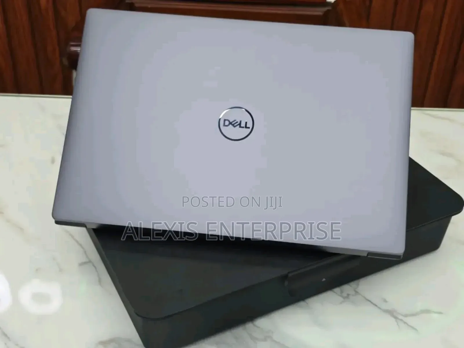 New Laptop Dell XPS 13 32GB Intel Core Ultra 7 SSD 512GB