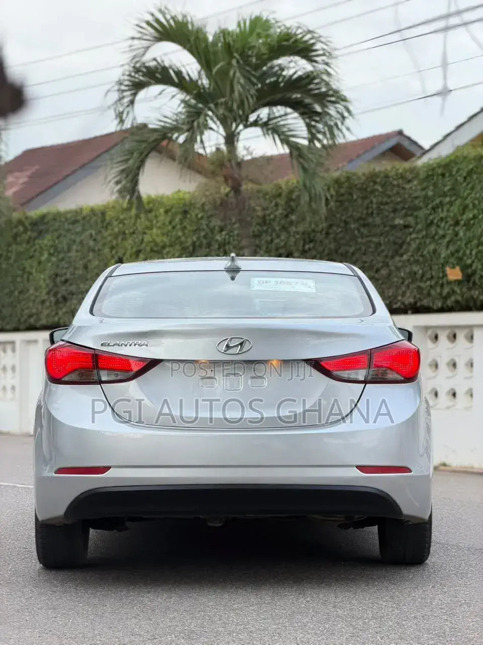 Hyundai Elantra SE Sedan FWD (1.8L 4cyl 6A) 2016 Silver