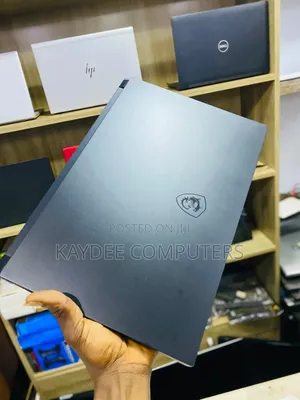 Laptop MSI GS66 Stealth 10SGS 16GB Intel Core i7 SSD 1T
