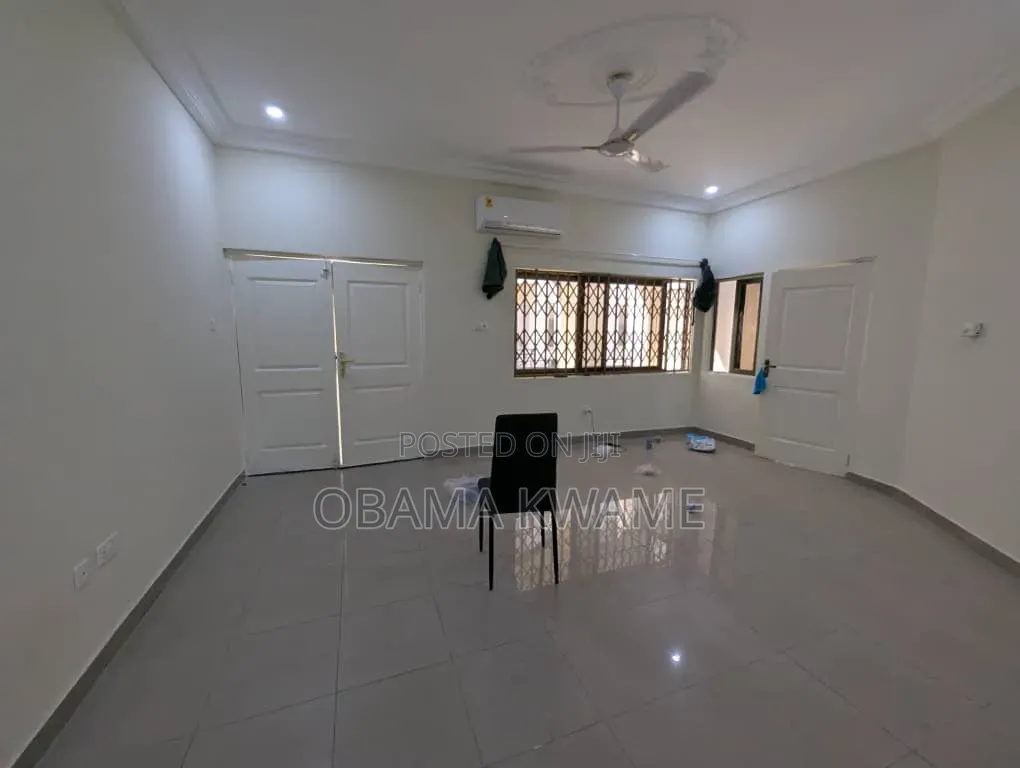 2bdrm Apartment in Laryea Homes, The Mall for rent