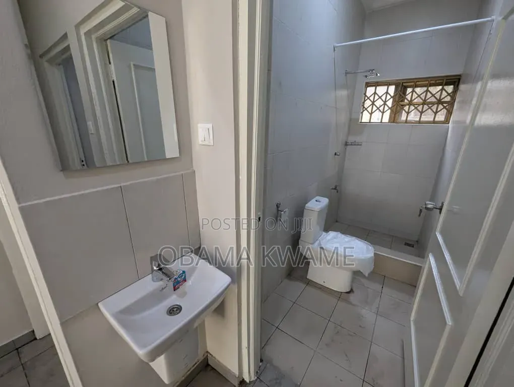 2bdrm Apartment in Laryea Homes, The Mall for rent
