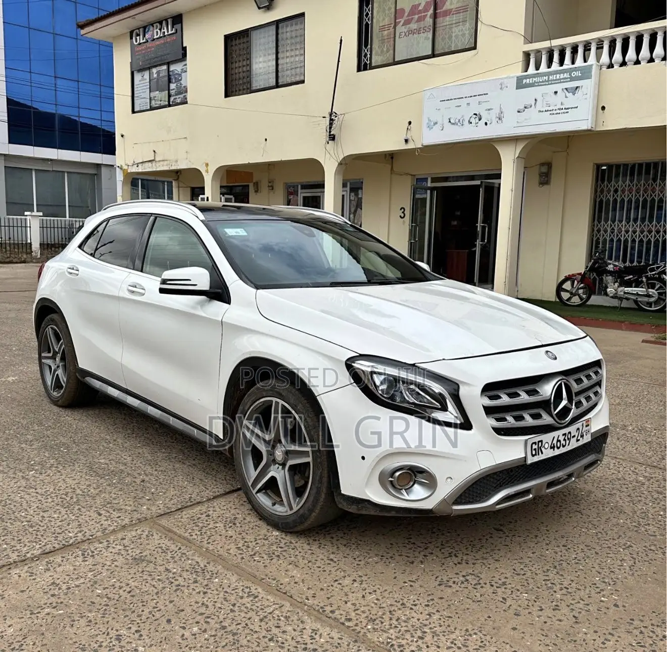 Mercedes-Benz GLA 250 2017 White