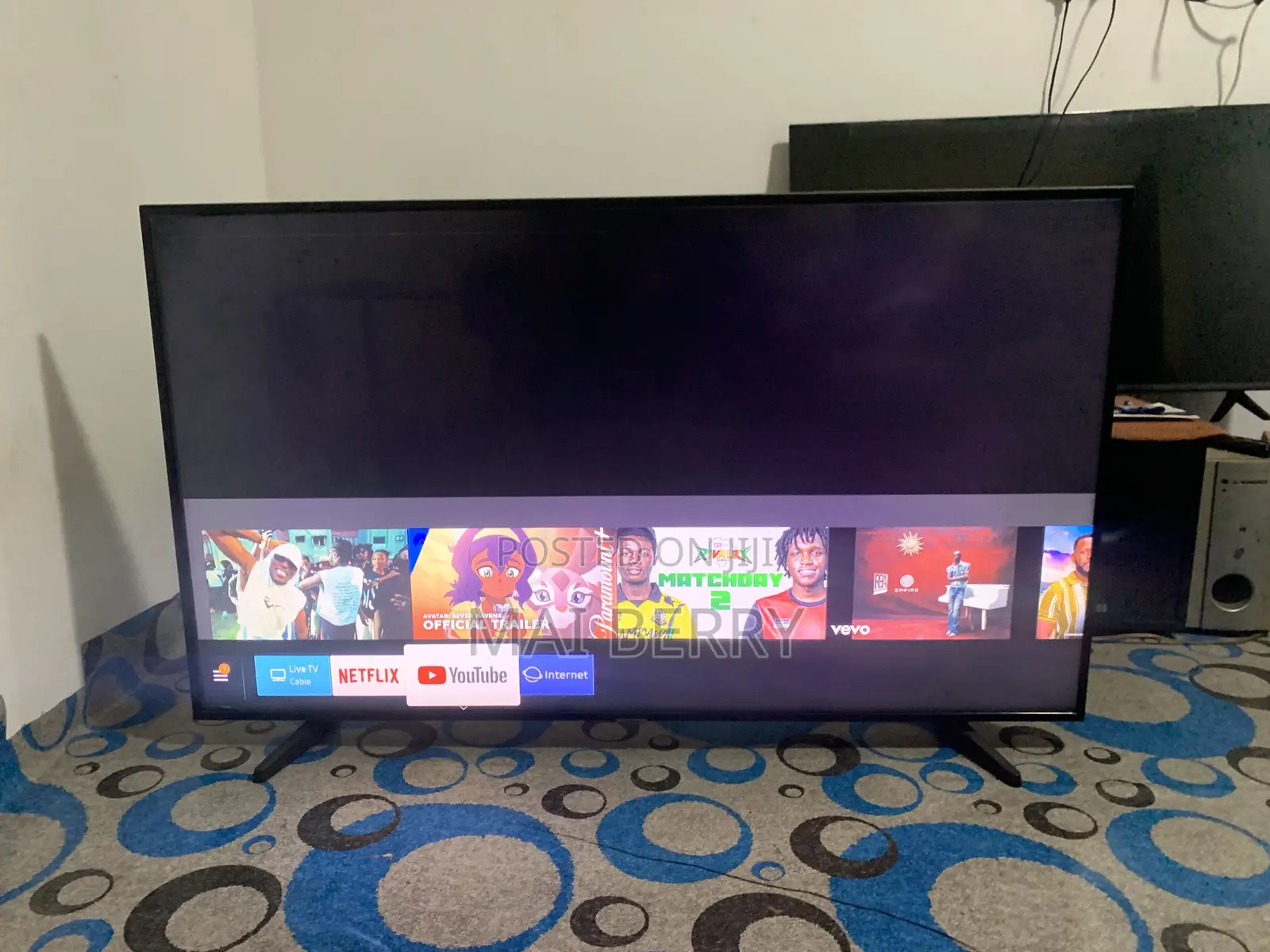 Sumsung 55” Smart TV