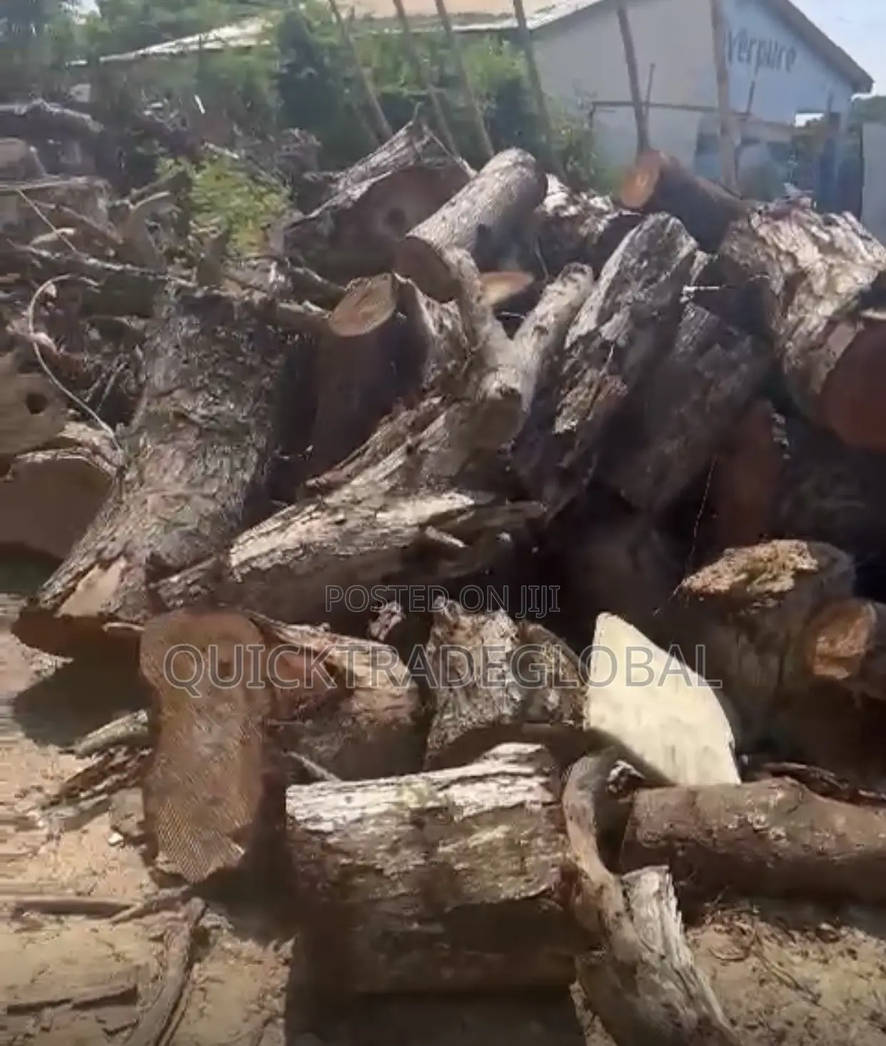 Hard Neem Firewood Logs Per Kia Ryno - Tema/Accra - Smoking Bakery