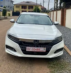 Honda Accord Touring 2018 White