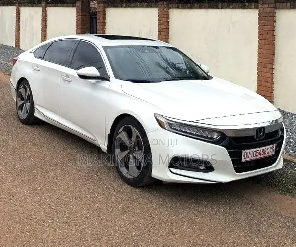 Honda Accord Touring 2018 White