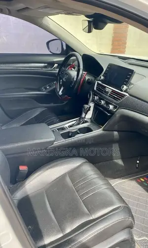 Honda Accord Touring 2018 White