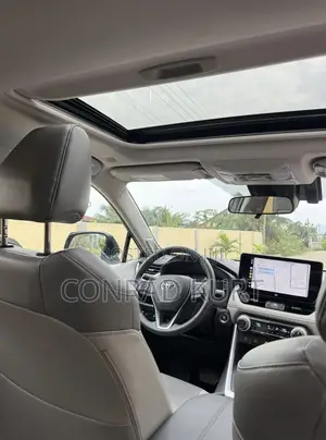 Toyota RAV4 XLE FWD 2023 Black