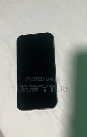 Apple iPhone 16e 128 GB Black