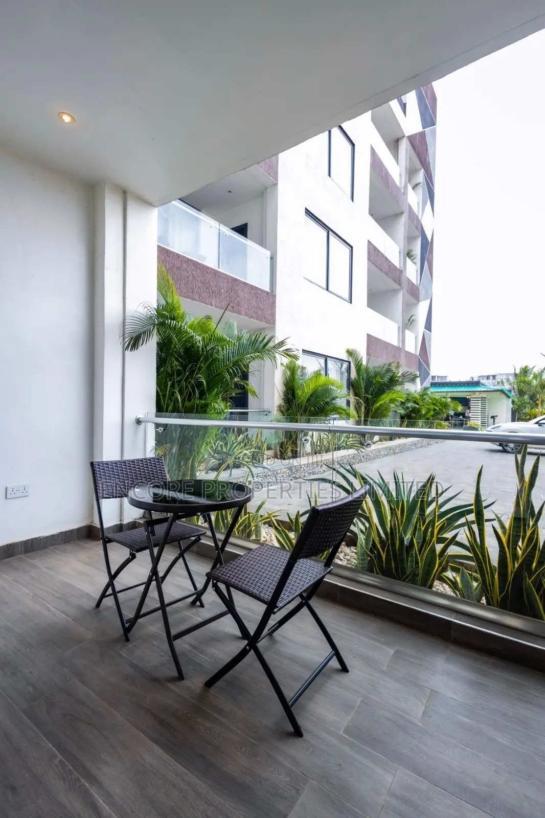 Furnished 1bdrm Apartment in , Boundary Road Area for rent