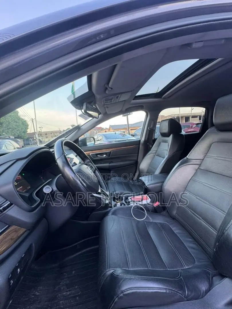 Honda CR-V 2019 Gray