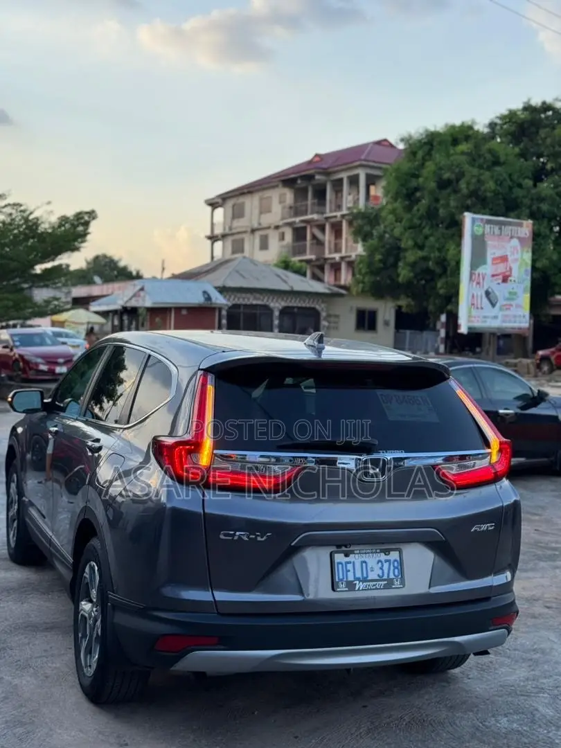 Honda CR-V 2019 Gray
