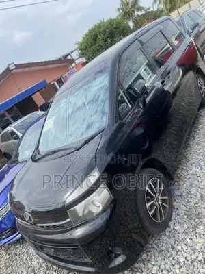 Toyota Voxy V 4WD 8-Seater 2011 Black