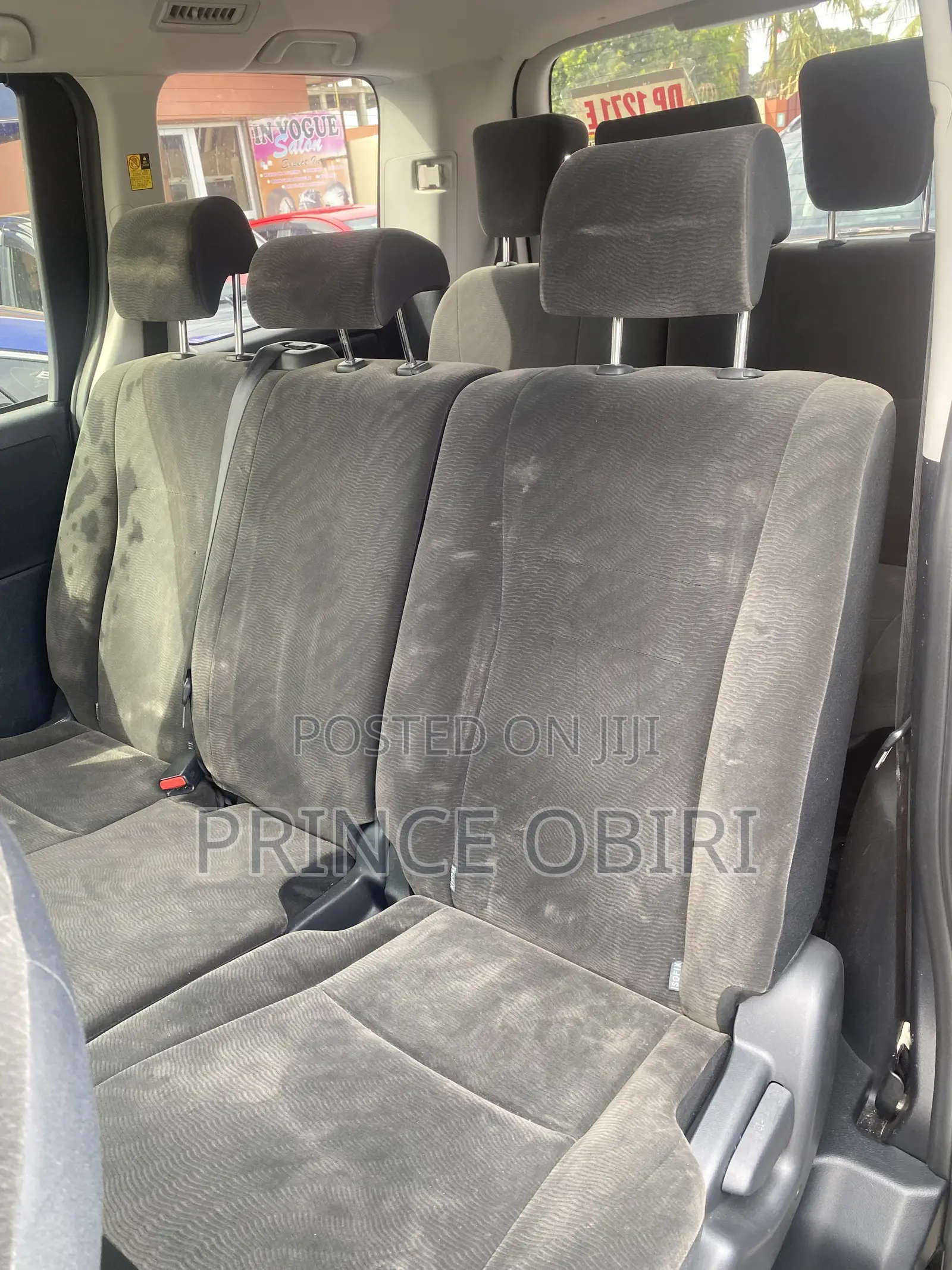Toyota Voxy V 4WD 8-Seater 2011 Black