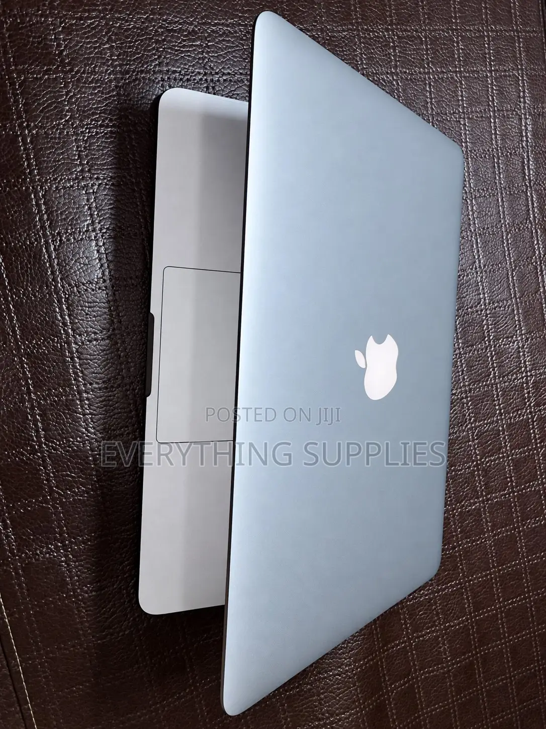 Laptop Apple MacBook Pro 2015 8GB Intel Core i5 SSD 256GB