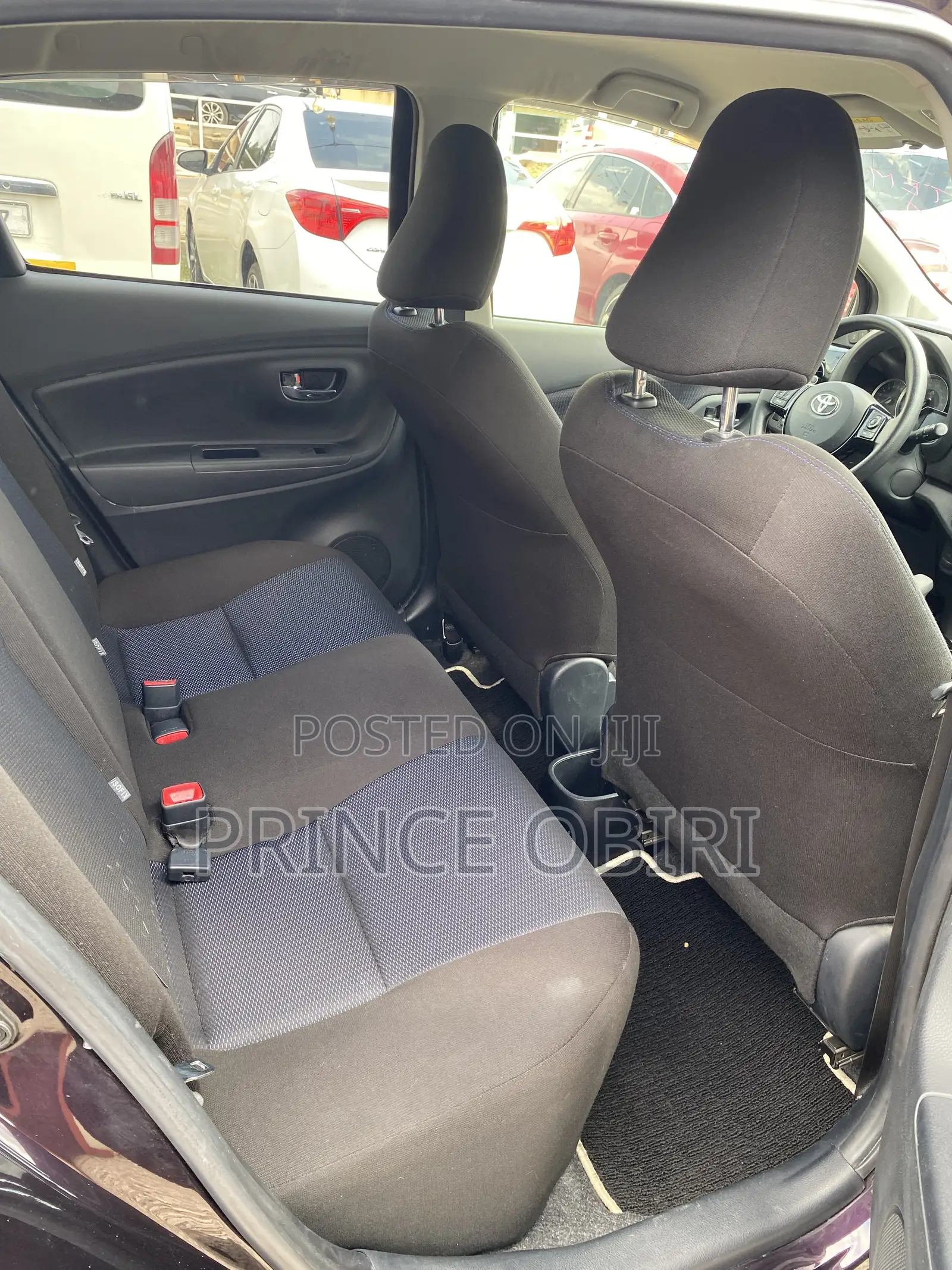 Toyota Vitz 1.3 AWD 3dr 2016 Burgundy