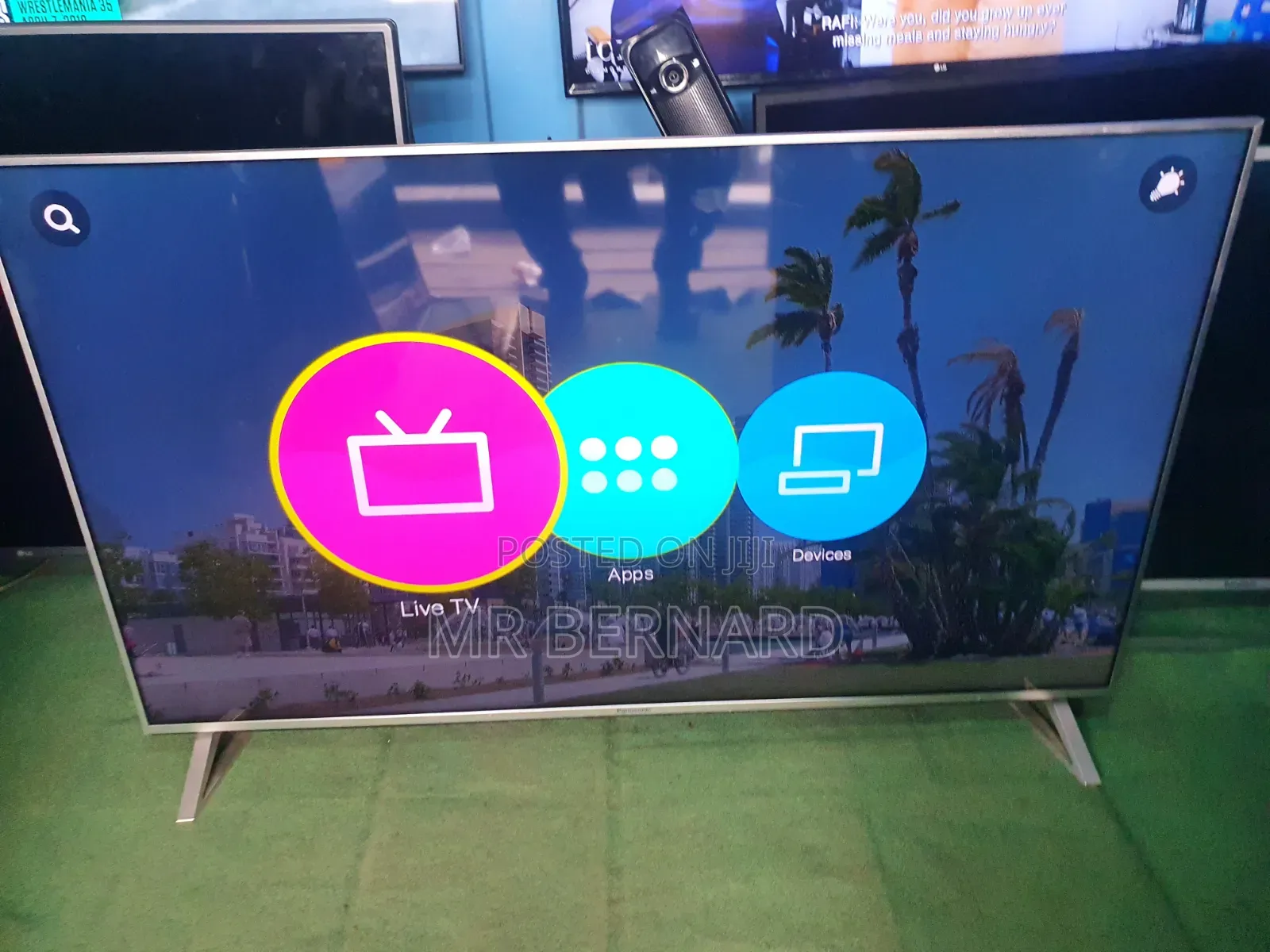 Panasonic 50inches