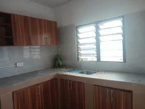 1bdrm Apartment in Telephone Pole, Tseaddo for rent