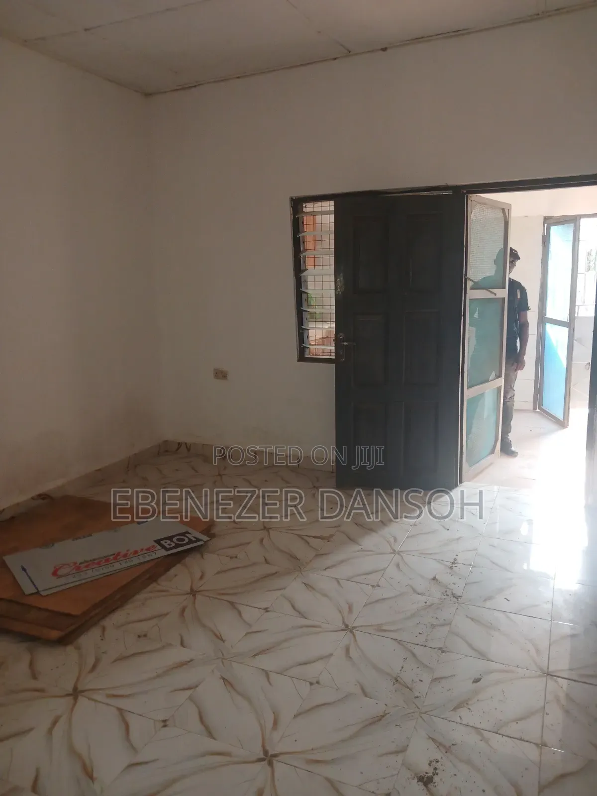 1bdrm Apartment in Telephone Pole, Tseaddo for rent