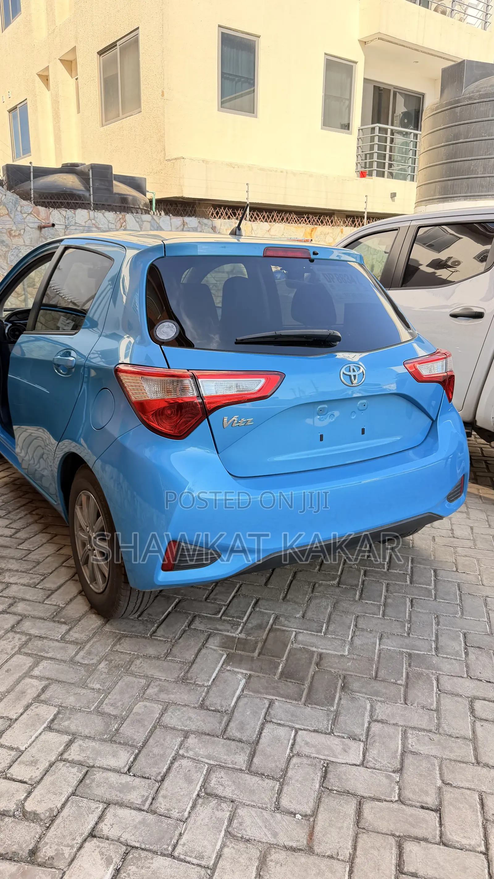Toyota Vitz 1.3 AWD 3dr 2017 Blue