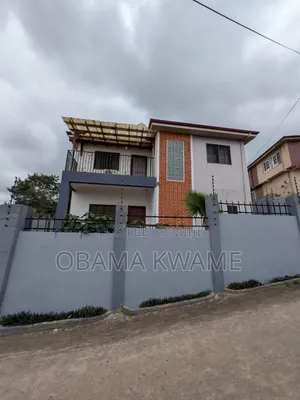 4bdrm House in Laryea Homes, Kwabenya for rent