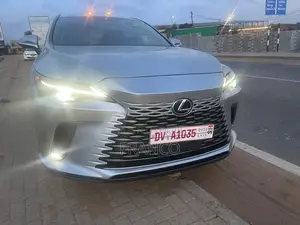 Lexus RX 350h AWD 2023 Silver
