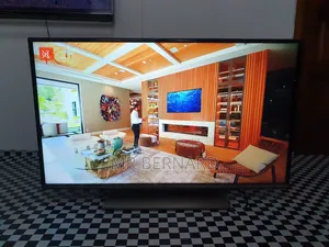 TV 32inches Smart Digital Satellite